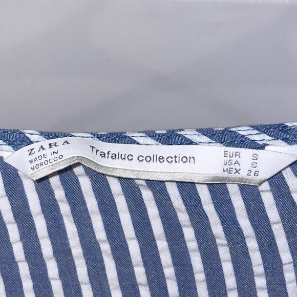 Zara Trafaluc Collection Blouse Off Shoulder Seersucker Striped Bell Sleeve Zip - Picture 3 of 11